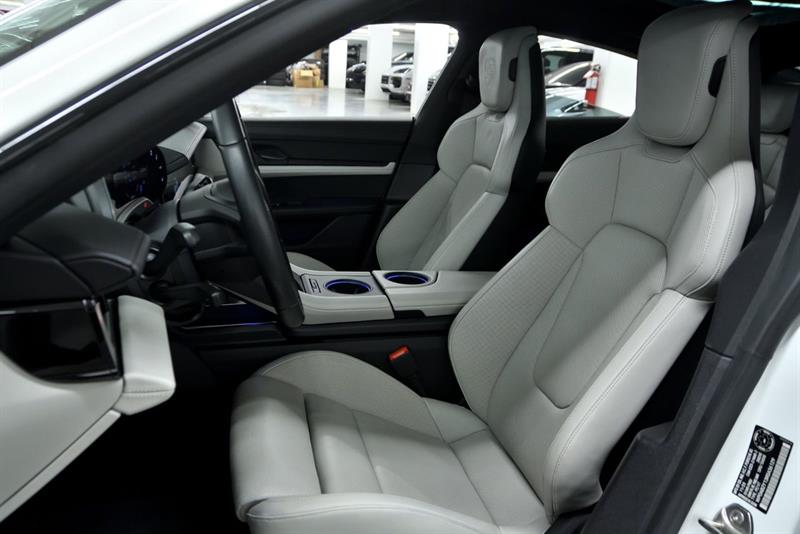 porsche Taycan 2024 - 12