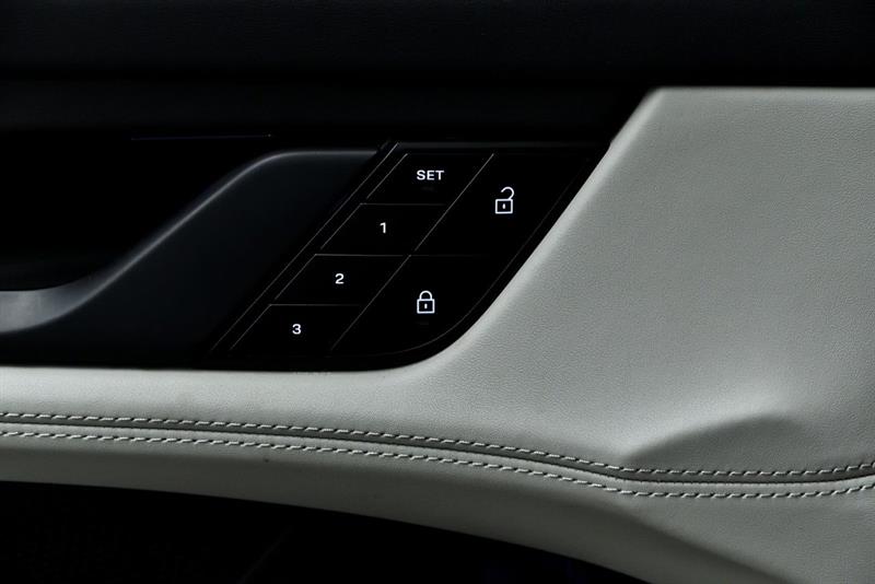 porsche Taycan 2024 - 35