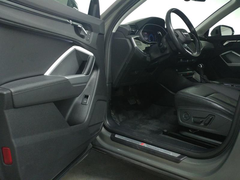 audi Q3 2020 - 11