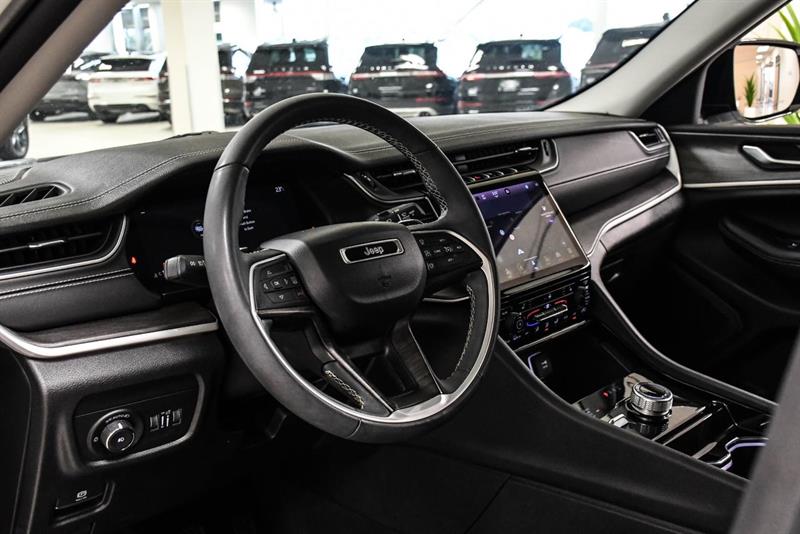 jeep Grand Cherokee 2023 - 13
