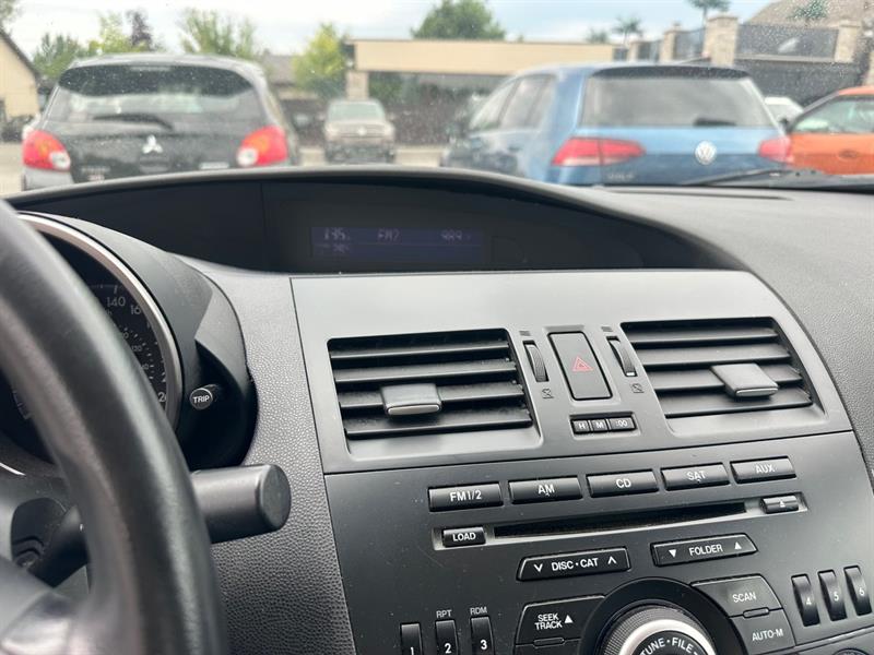 mazda Mazda3 2012 - 10