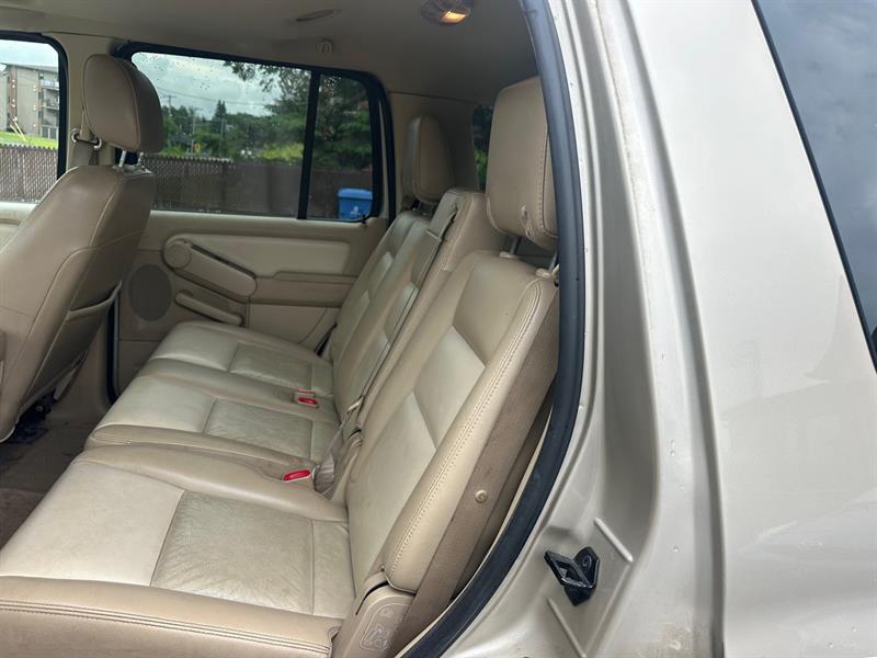 ford Explorer 2006 - 13