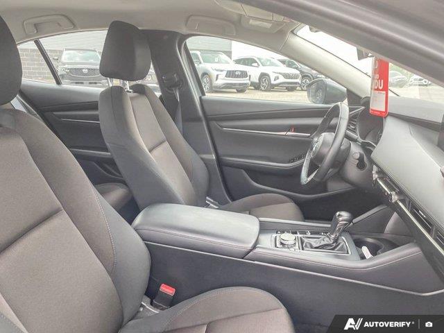 mazda Mazda3 2023 - 25
