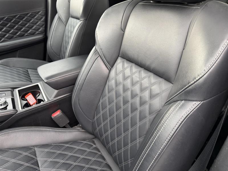 mitsubishi Outlander 2024 - 17