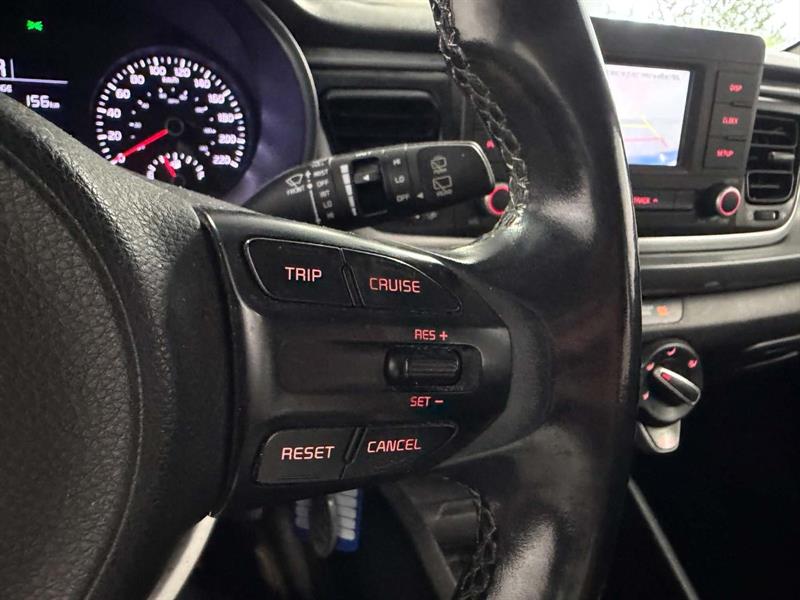 kia Rio 2018 - 17