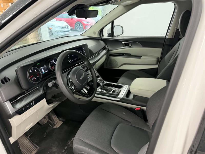 kia Carnival 2024 - 10