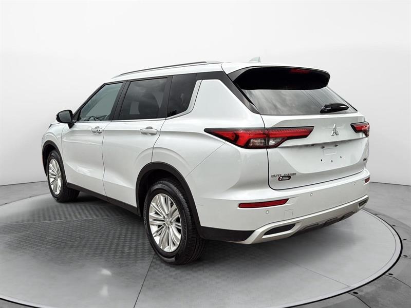 mitsubishi Outlander 2023 - 3