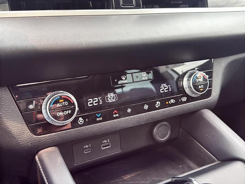 mitsubishi Outlander 2023 - 18