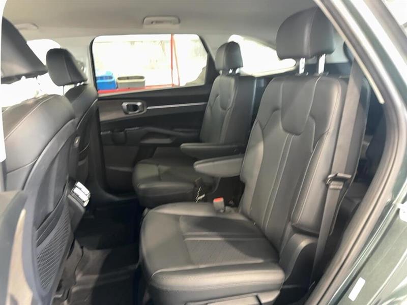 kia Sorento 2023 - 17