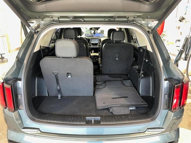 kia Sorento 2023 - 18