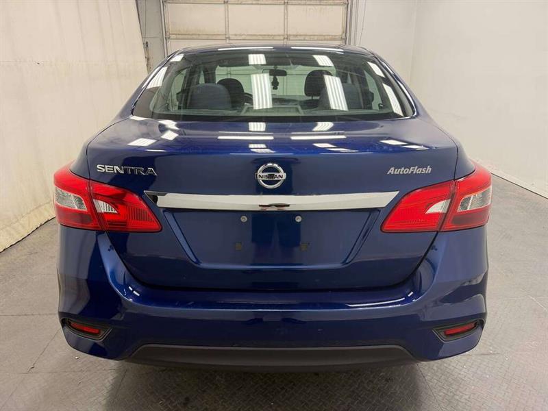 nissan Sentra 2019 - 6