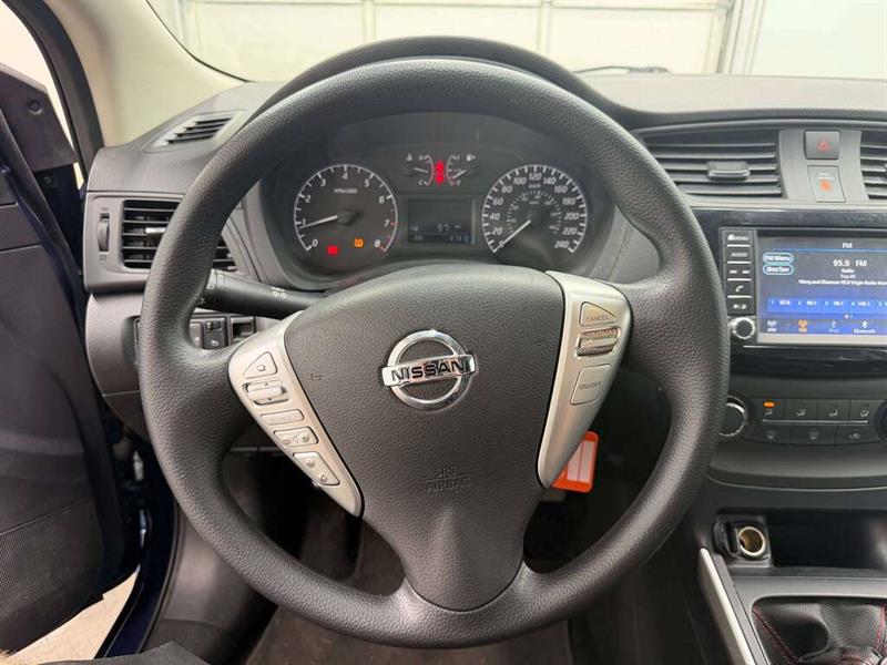 nissan Sentra 2019 - 18