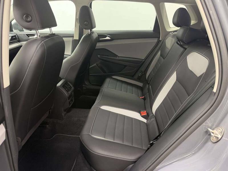 volkswagen Taos 2023 - 19