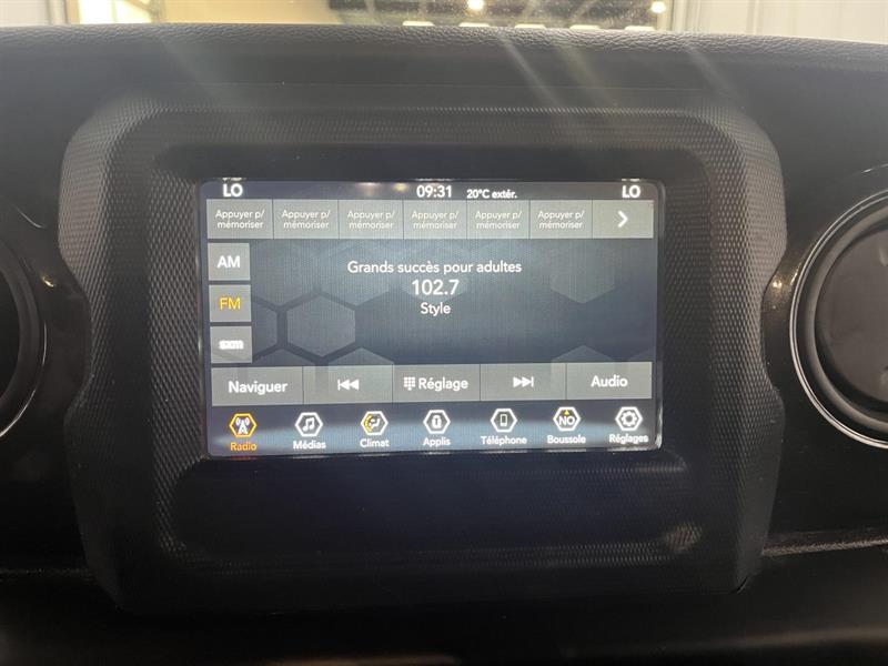 jeep Wrangler 2023 - 11