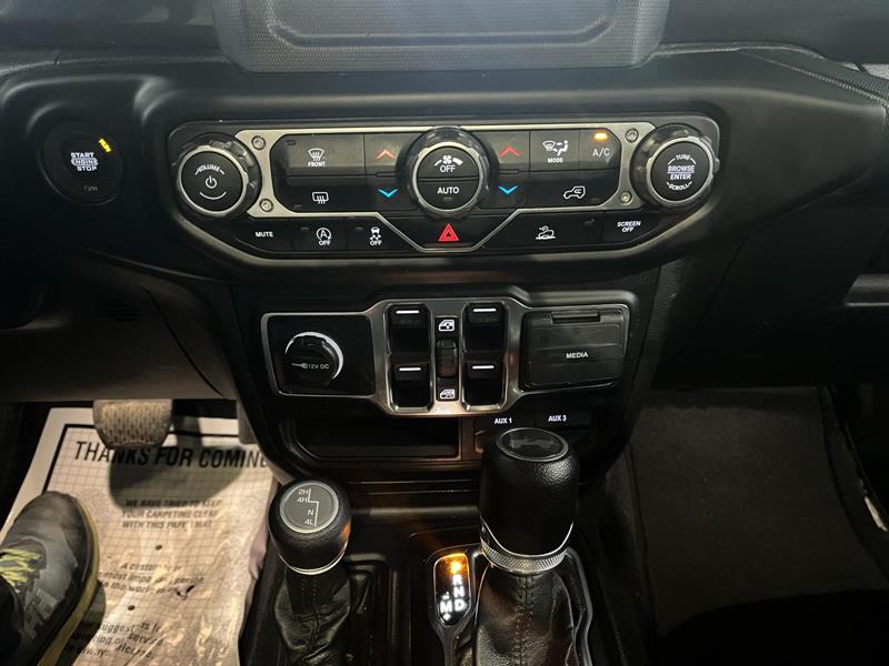 jeep Wrangler 2023 - 13