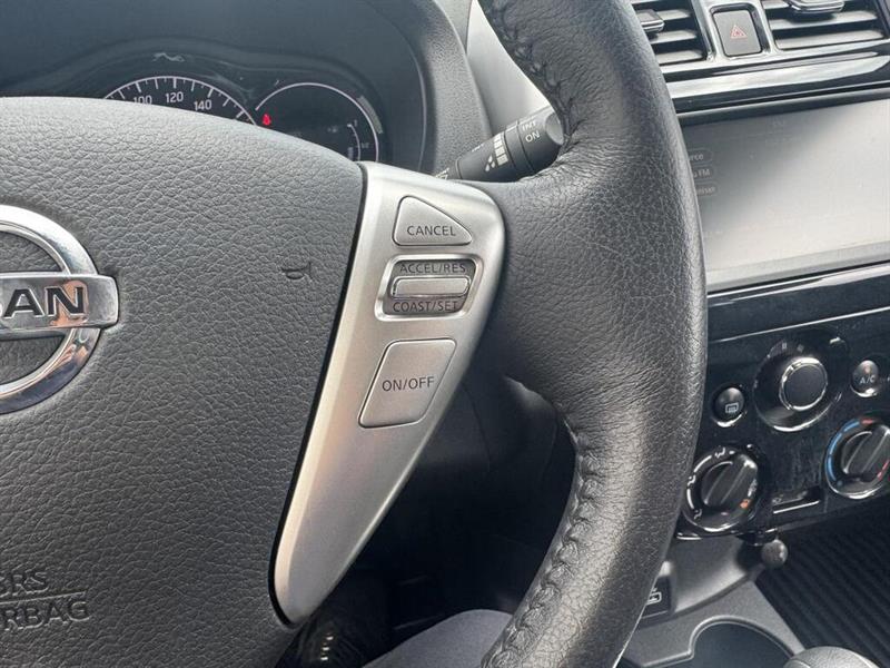nissan Versa Note 2019 - 13