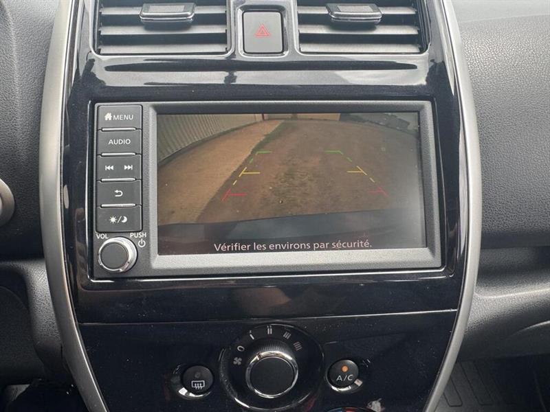 nissan Versa Note 2019 - 17