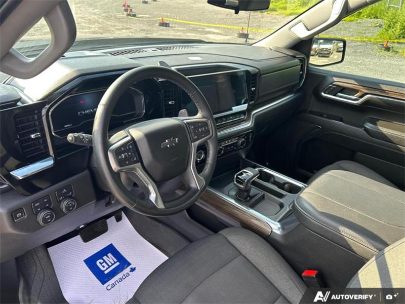 chevrolet Silverado 1500 2023 - 15