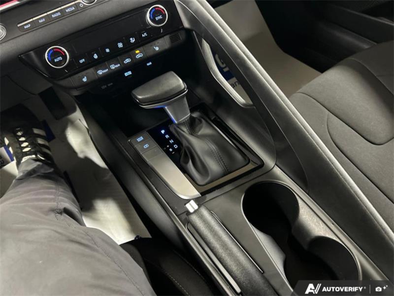 hyundai Elantra 2025 - 21