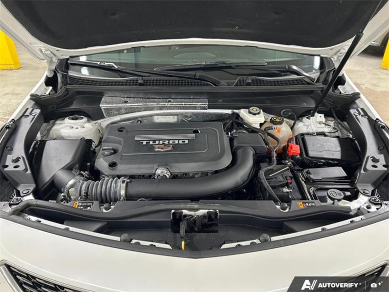 cadillac XT4 2022 - 13