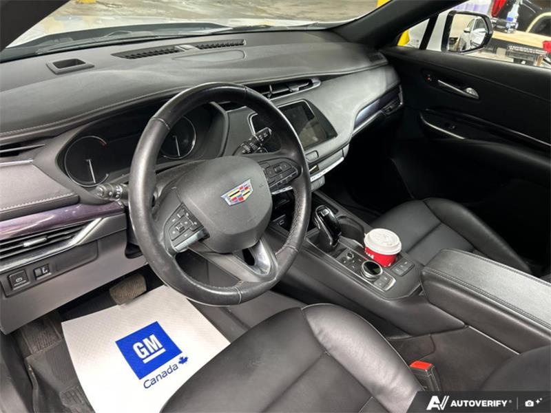 cadillac XT4 2022 - 16
