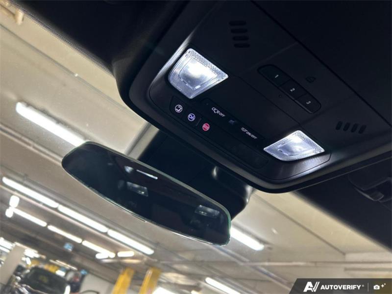cadillac XT4 2022 - 24