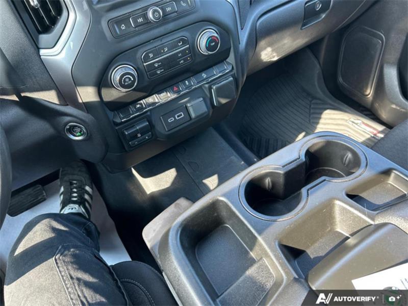 chevrolet Silverado 1500 2024 - 21