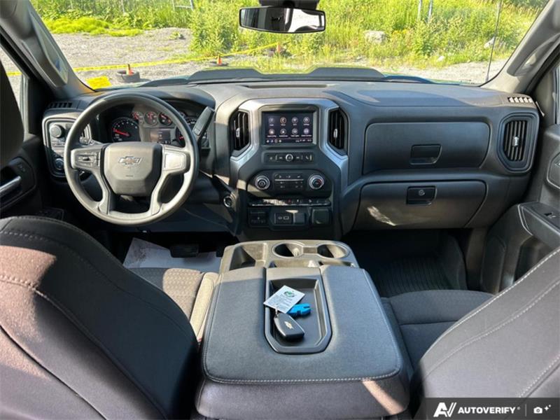 chevrolet Silverado 1500 2024 - 27
