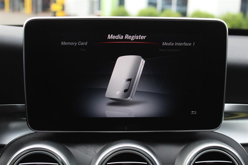 mercedes-benz Classe-C 2018 - 23