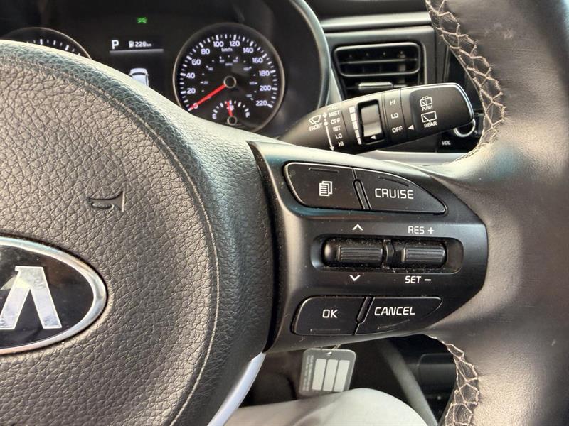 kia Rio5 2021 - 17