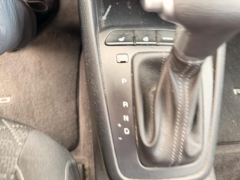 kia Rio5 2021 - 28
