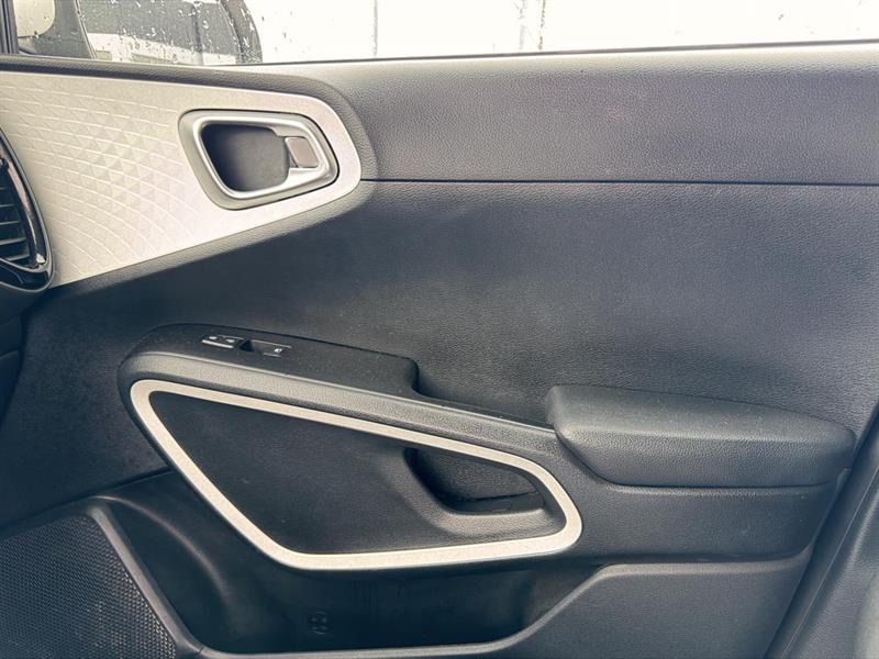 kia Soul EV 2022 - 27
