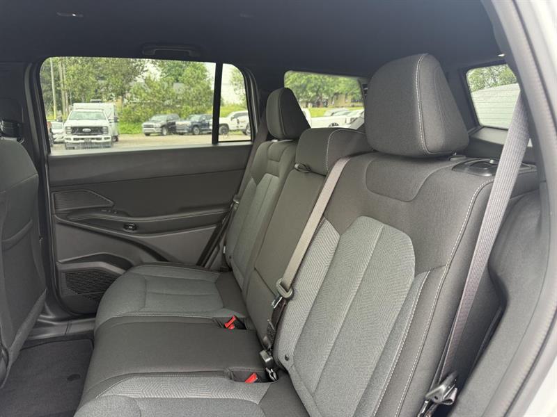 jeep Cherokee 2026 - 10