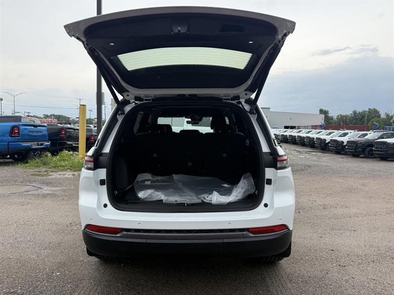jeep Grand Cherokee 2026 - 12