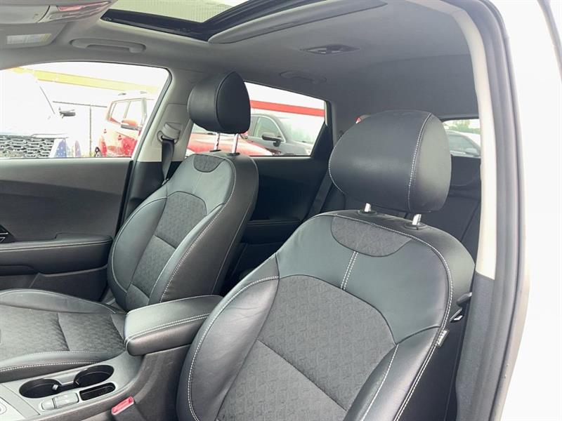 kia Niro 2017 - 28