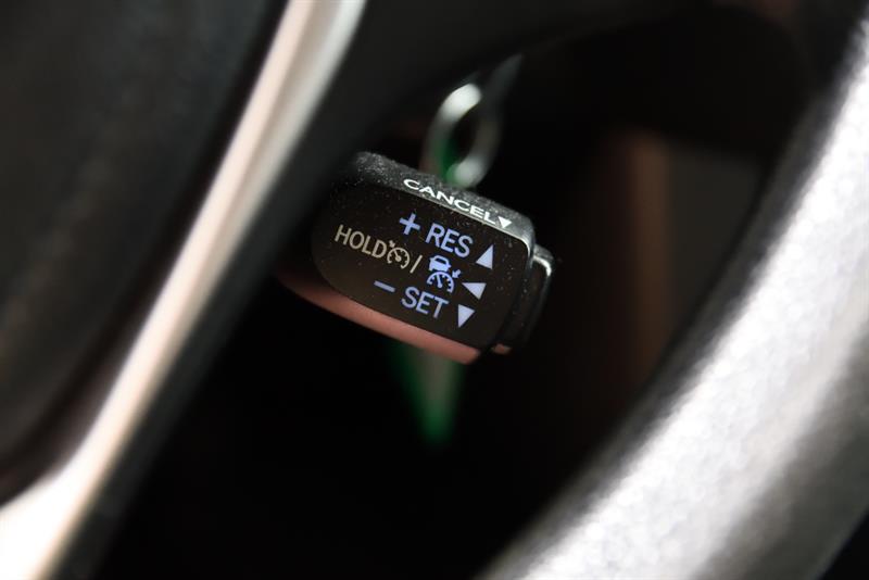 toyota RAV4 2018 - 24