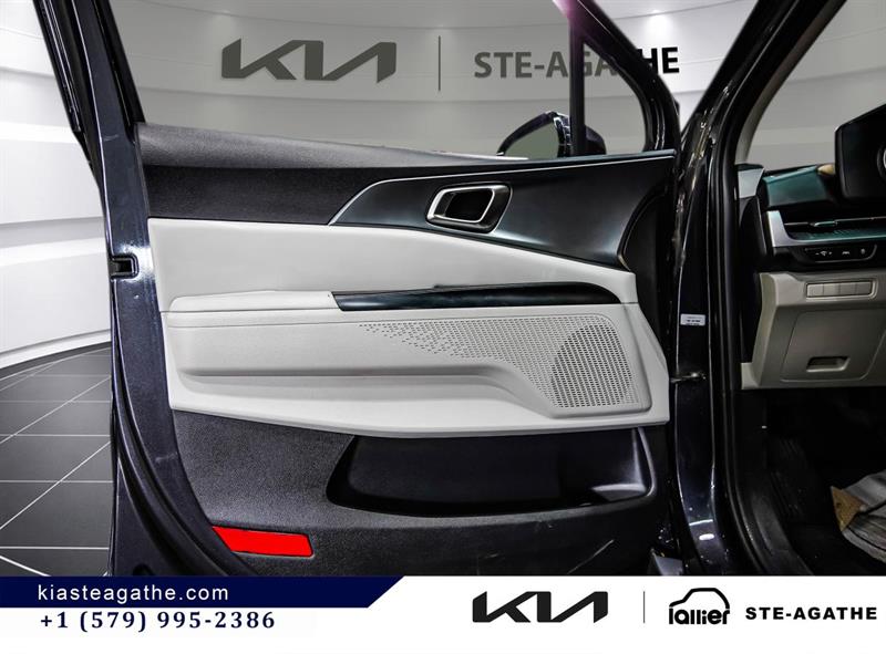 kia Carnival 2023 - 12