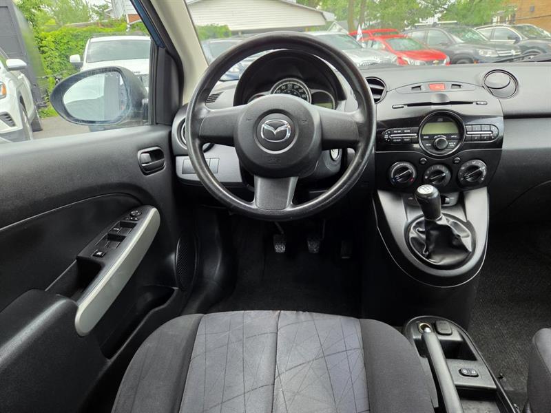 mazda Mazda2 2012 - 13