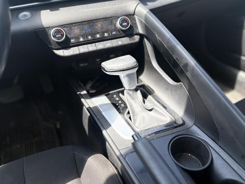 hyundai Elantra 2021 - 17