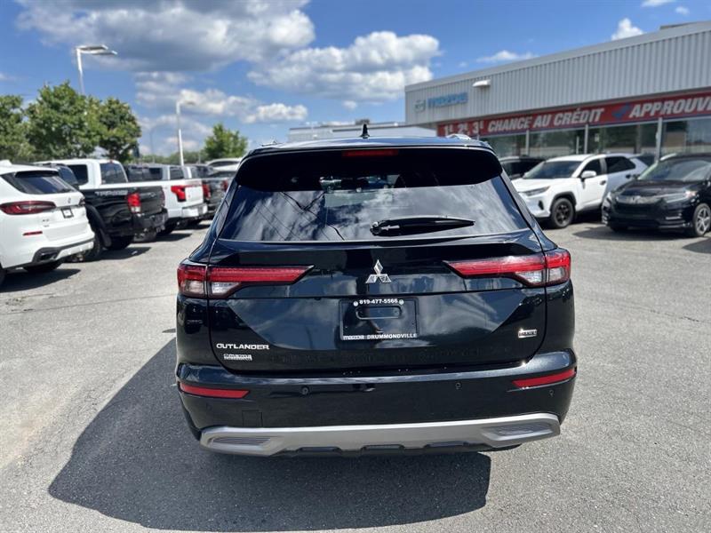 mitsubishi Outlander 2024 - 7