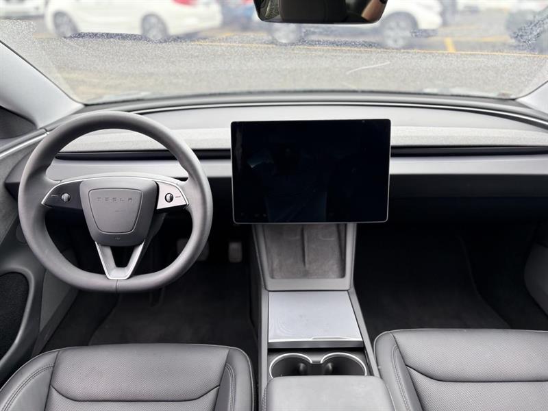 tesla Model 3 2024 - 14