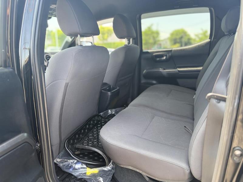 toyota Tacoma 2017 - 10
