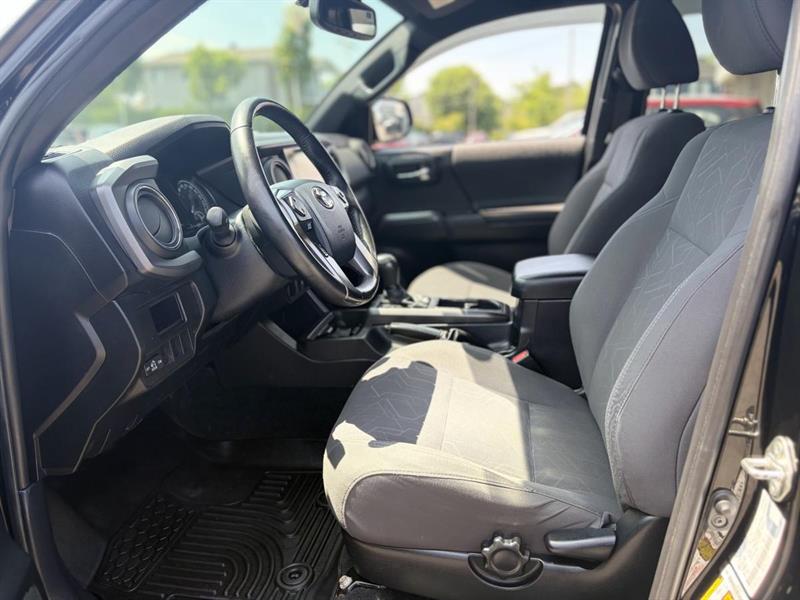 toyota Tacoma 2017 - 12