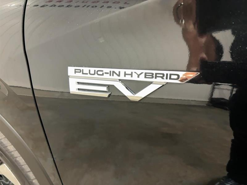 mitsubishi Outlander rechargeable 2023 - 6
