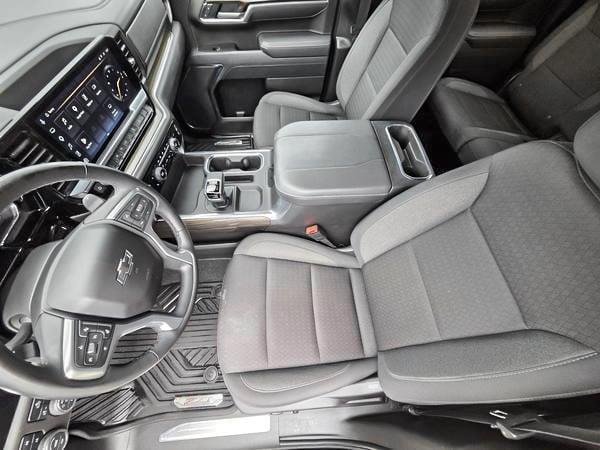 chevrolet Silverado 1500 2025 - 13