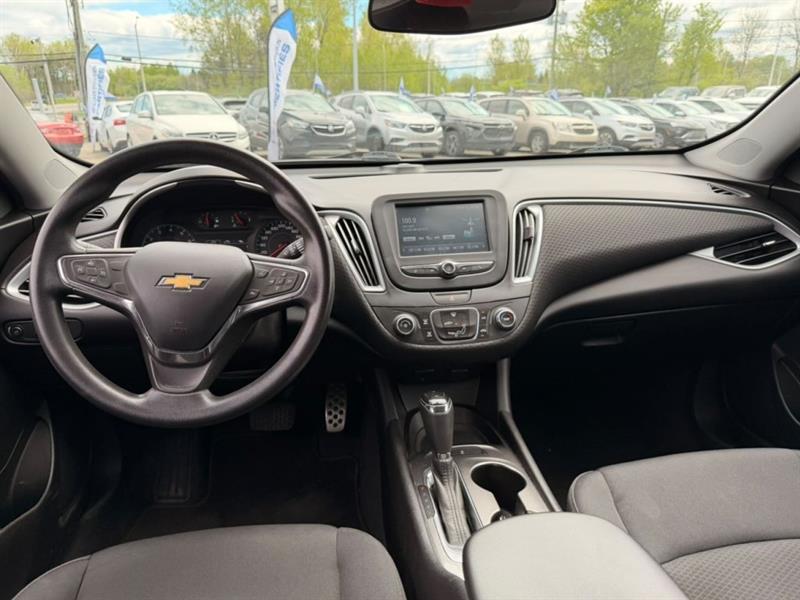 chevrolet Malibu 2016 - 12