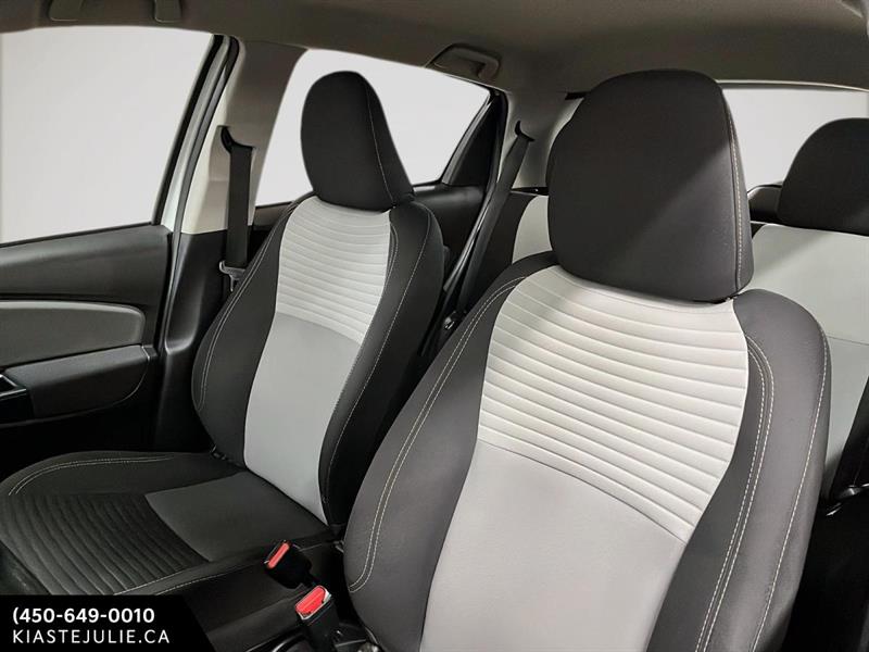 toyota Yaris Hatchback 2019 - 11