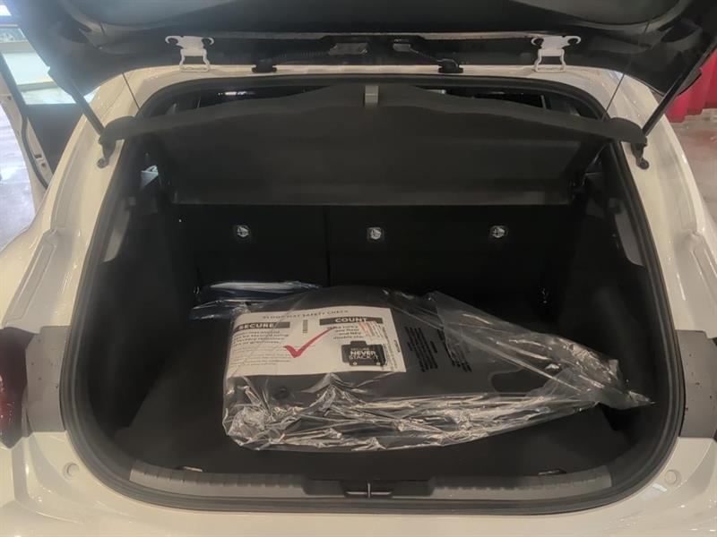 toyota GR Corolla 2026 - 13