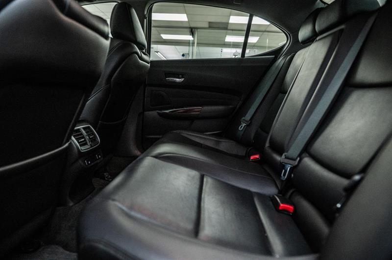 acura TLX 2017 - 32