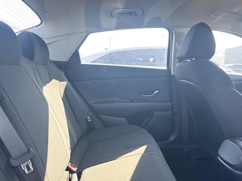 hyundai Elantra 2023 - 25